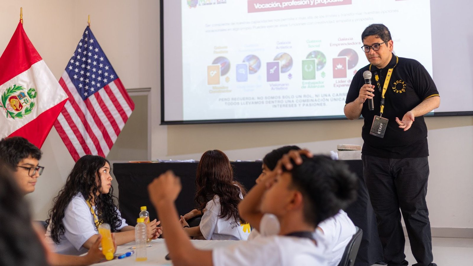 Voluntarios de Vocaci&oacute;nate en acci&oacute;n